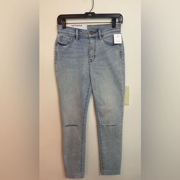 BDG Women’s Crop Twig High Rise Distressed Jean Denim Size 26W. NWT - Picture 1 of 17